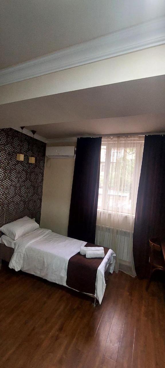 Mine Passionis Hotel And Tours Yerevan Ngoại thất bức ảnh