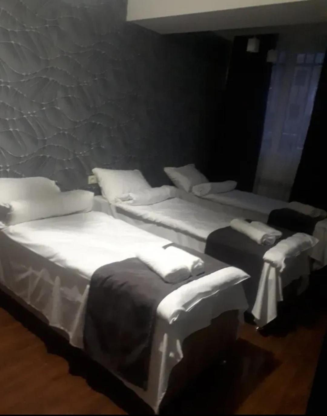 Mine Passionis Hotel And Tours Yerevan Ngoại thất bức ảnh